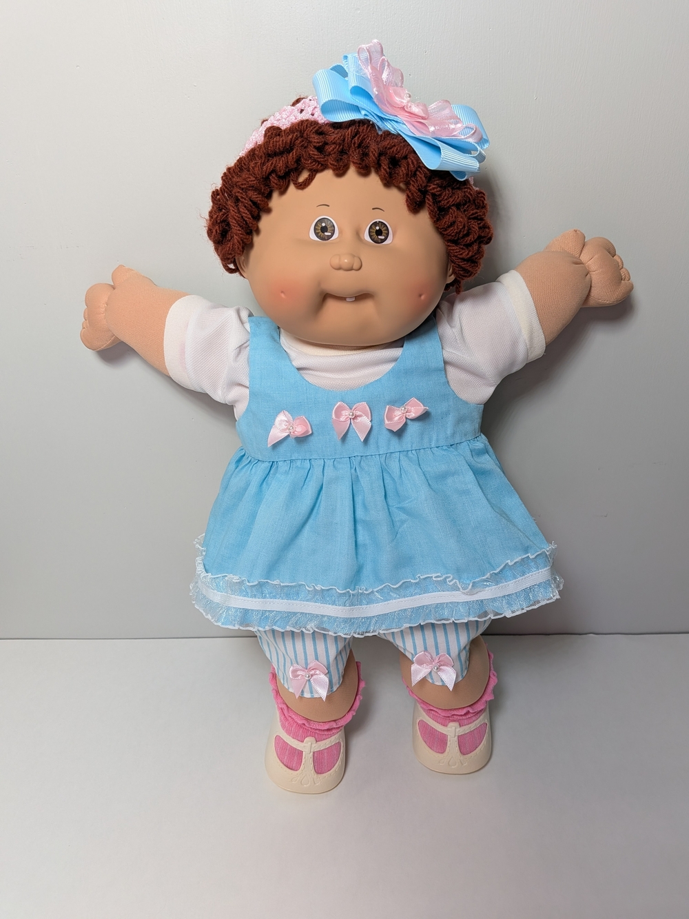Cabbage Patch Kids Doll Vtg Auburn Loops Tooth HM5 OK Outfit, Shoes, Socks CPK